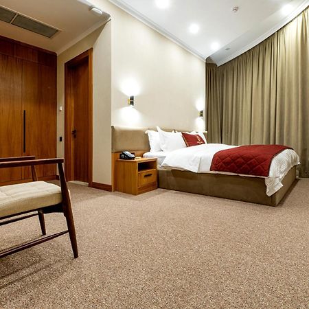 Mardan Hotel Shymkent Eksteriør billede