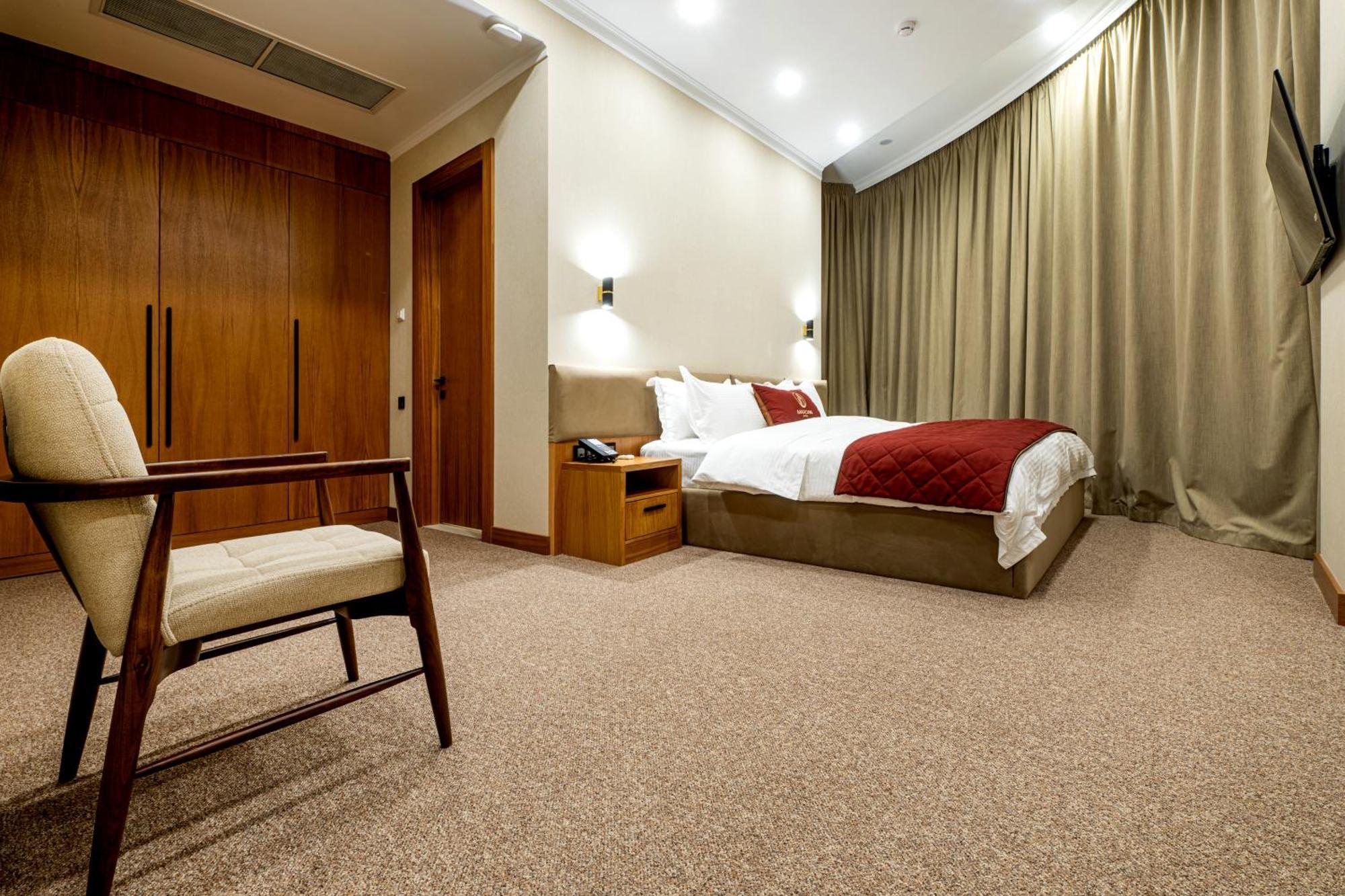 Mardan Hotel Shymkent Eksteriør billede
