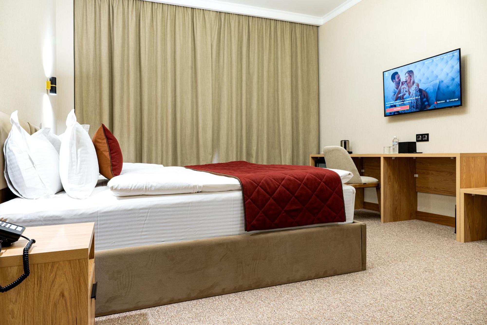 Mardan Hotel Shymkent Eksteriør billede
